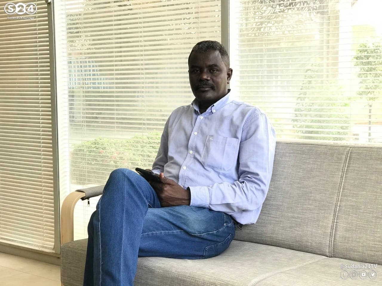 السياسة والأخبار