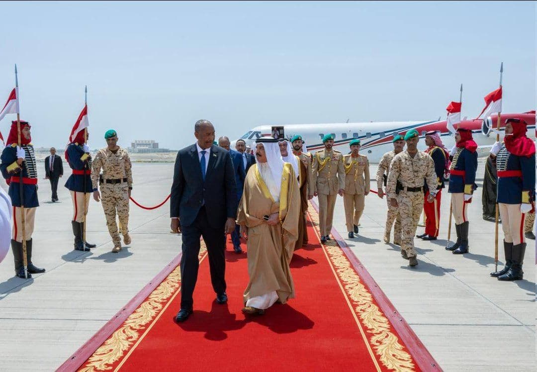 السياسة والأخبار