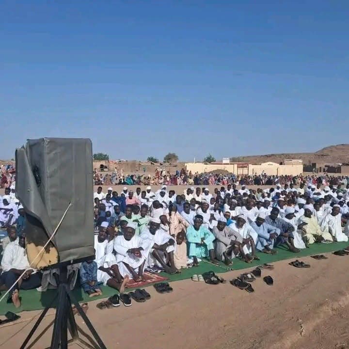 السياسة والأخبار