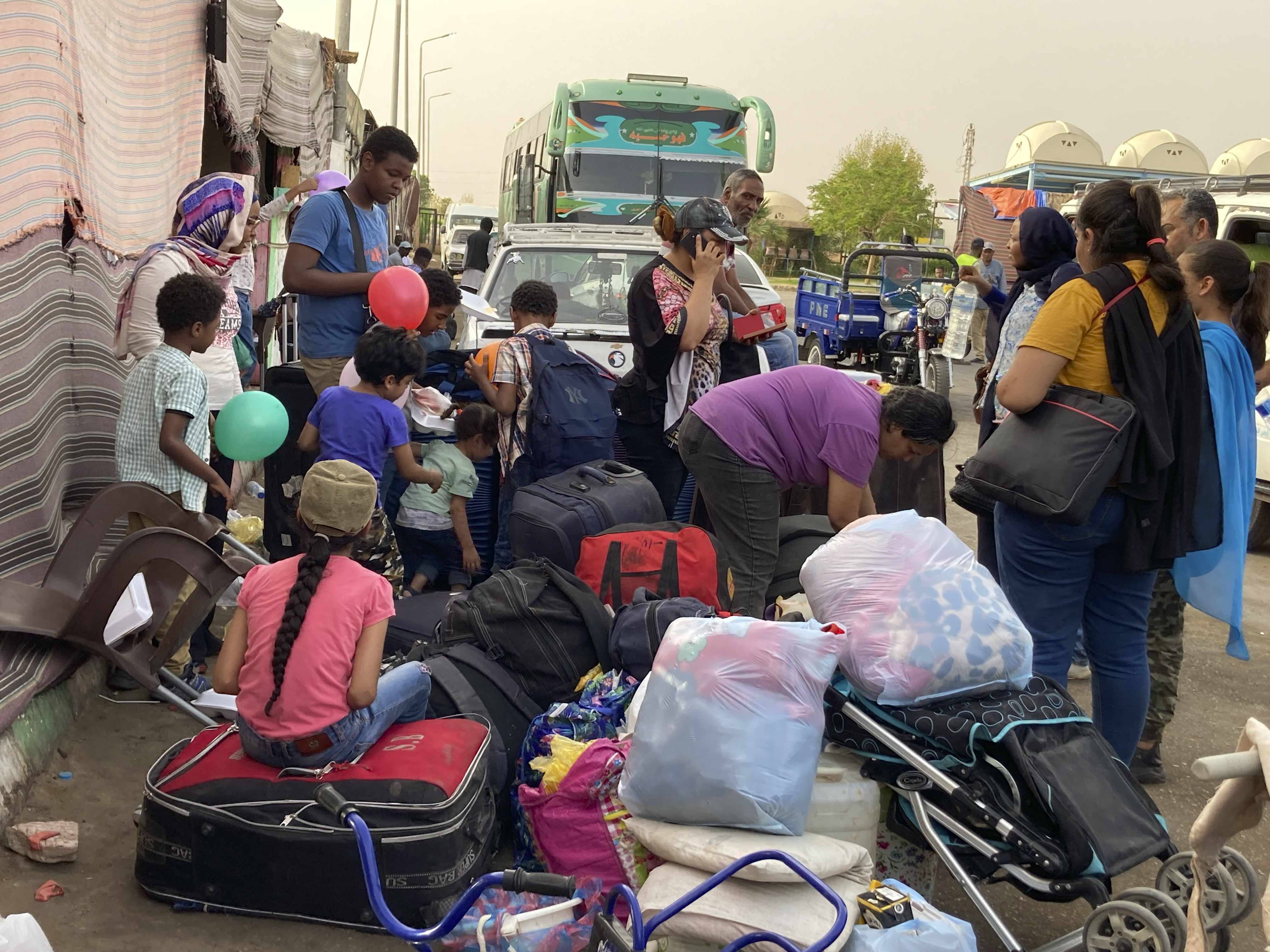 السودانيون يوثقون مأساتهم.. الحرب تتحول إلى ذاكرة مصوّرة