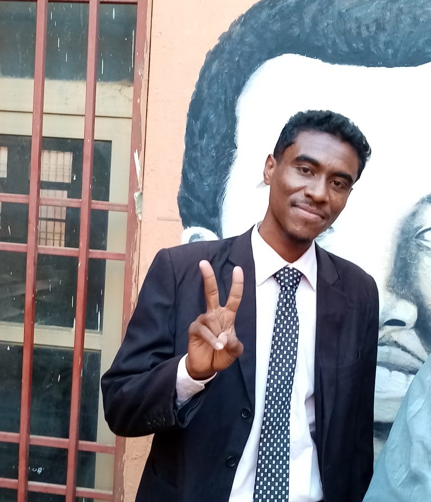 شهادة ناجي .. بعد رحلة علاج إمتدت لأربع سنوات ، ها أنا ذا أودع الأدوية نهائياً وإلى الأبد